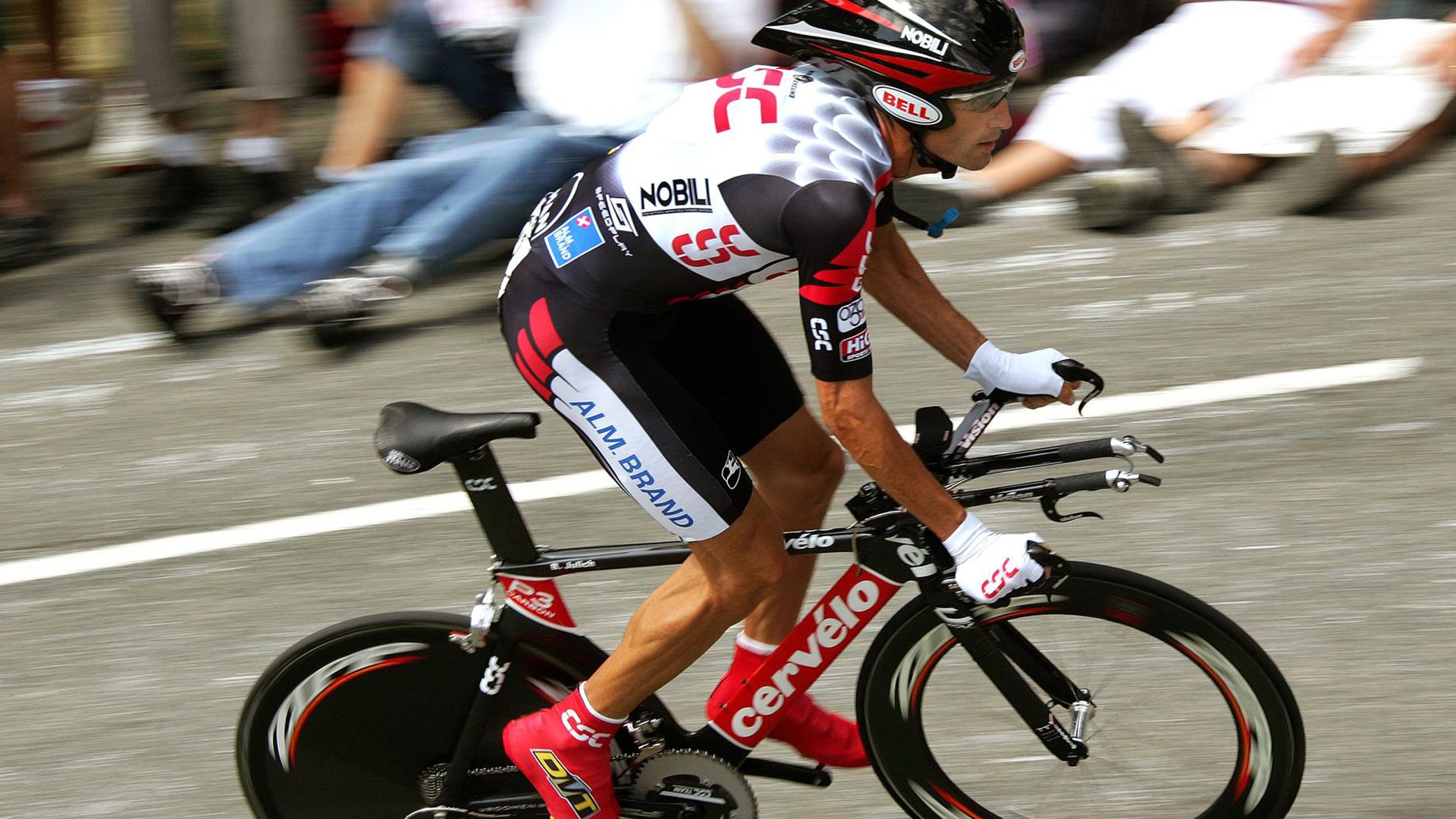 塞维利亚之夜,范戴克一锤定音,伊朗史诗级对决登顶欧洲之巅