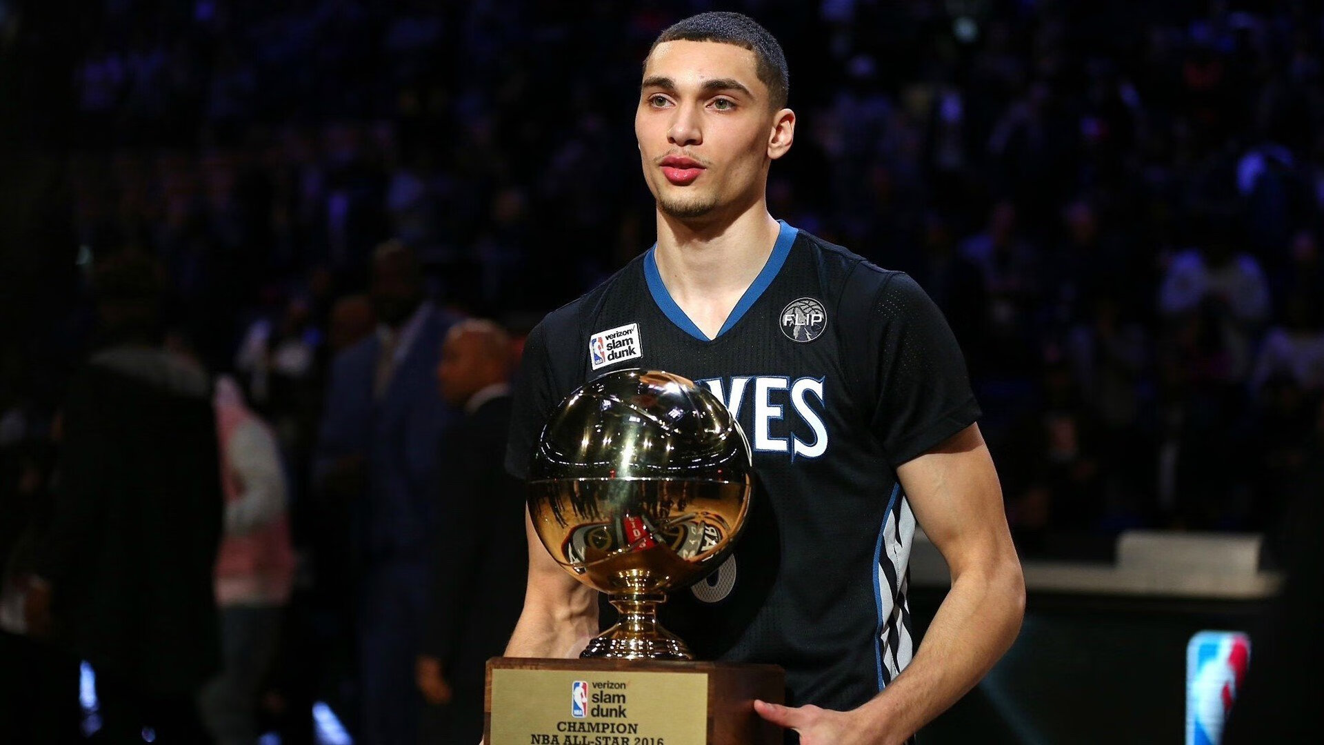 那一夜,哈登封神,NBA季后赛唯一性的完美演绎